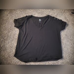 SO Black Short Sleeve V-Neck Top
